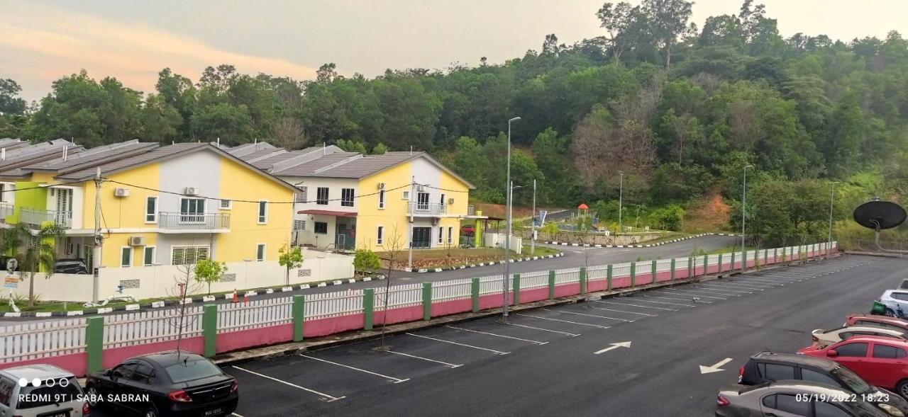 D'Zara Homestay Sepang Dış mekan fotoğraf
